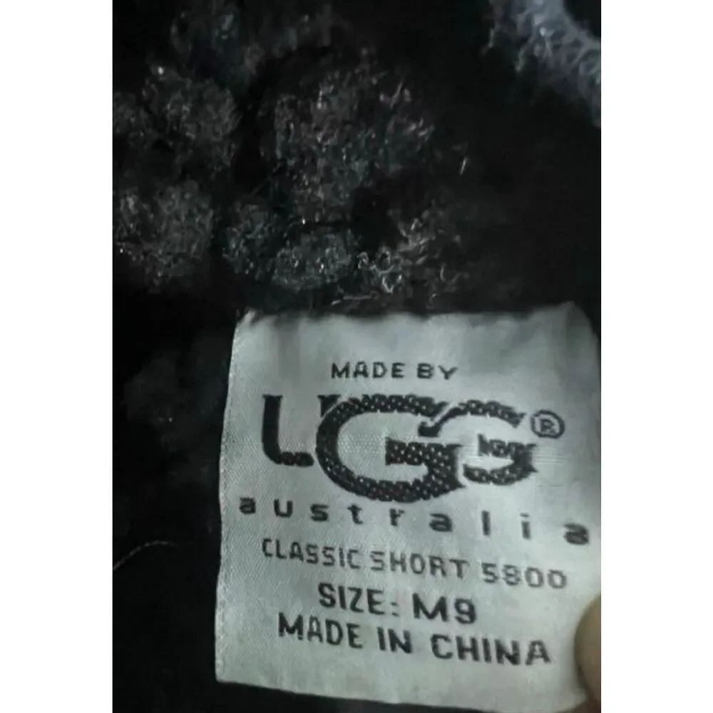 UGG Classic Short Grey Leather Fur Cuff Boots Women Size M9 Sheepskin